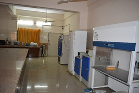 Fish Health Management Laboratory Fish Health Management Laboratory