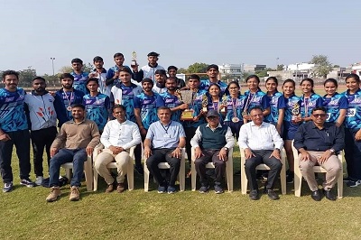 Overall Sports Championship won by College of Veterinary Science & A.H., Sardarkrushinagar