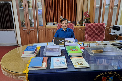"Commonwealth Veterinary Association Donates Valuable Books to COVS & A.H., K.U, Navsari"