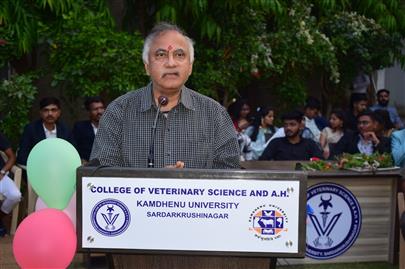 The Freshers' Day “Pragati” (2024) was organized at the College of Veterinary Science and Animal Husbandry, Kamdhenu University, Sardarkrushinagar.