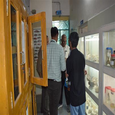 Visit of Dr. P.H. Tank, Hon. Vice chancellor, Kamdhenu University, Gandhinagar at Fisheries Research Station, Kamdhenu University, Sikka.