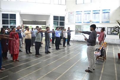 પશુ ચિકિત્સા અને પશુપાલન મહાવિદ્યાલય, કામધેનુ યુનીવર્સીટી, સરદારકૃષિનગર દ્વારા લોહ પુરુષ સરદાર વલ્લભભાઇ પટેલ” ની જન્મ જયંતી નિમિત્તે “રાષ્ટ્રીય એકતા દિવસ શપથ” કાર્યક્રમ યોજાયો