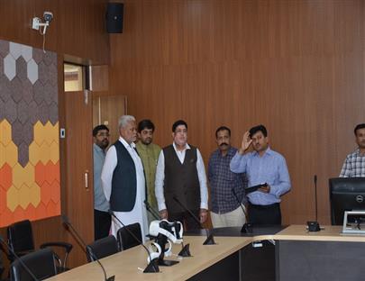 Hon. Minister of Fisheries, Animal Husbandry and Dairying, Government of India, Shri Parshottam Rupala Saheb made a visit at College of Dairy Science, Kamdhenu University, Amreli (Gujarat)