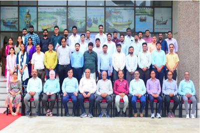 કોલેજ ઓફ ફિશરીઝ, નવસારી ખાતે પ્રથમ વૈજ્ઞાનિક સલાહકાર સમિતિની બેઠક યોજાઈ